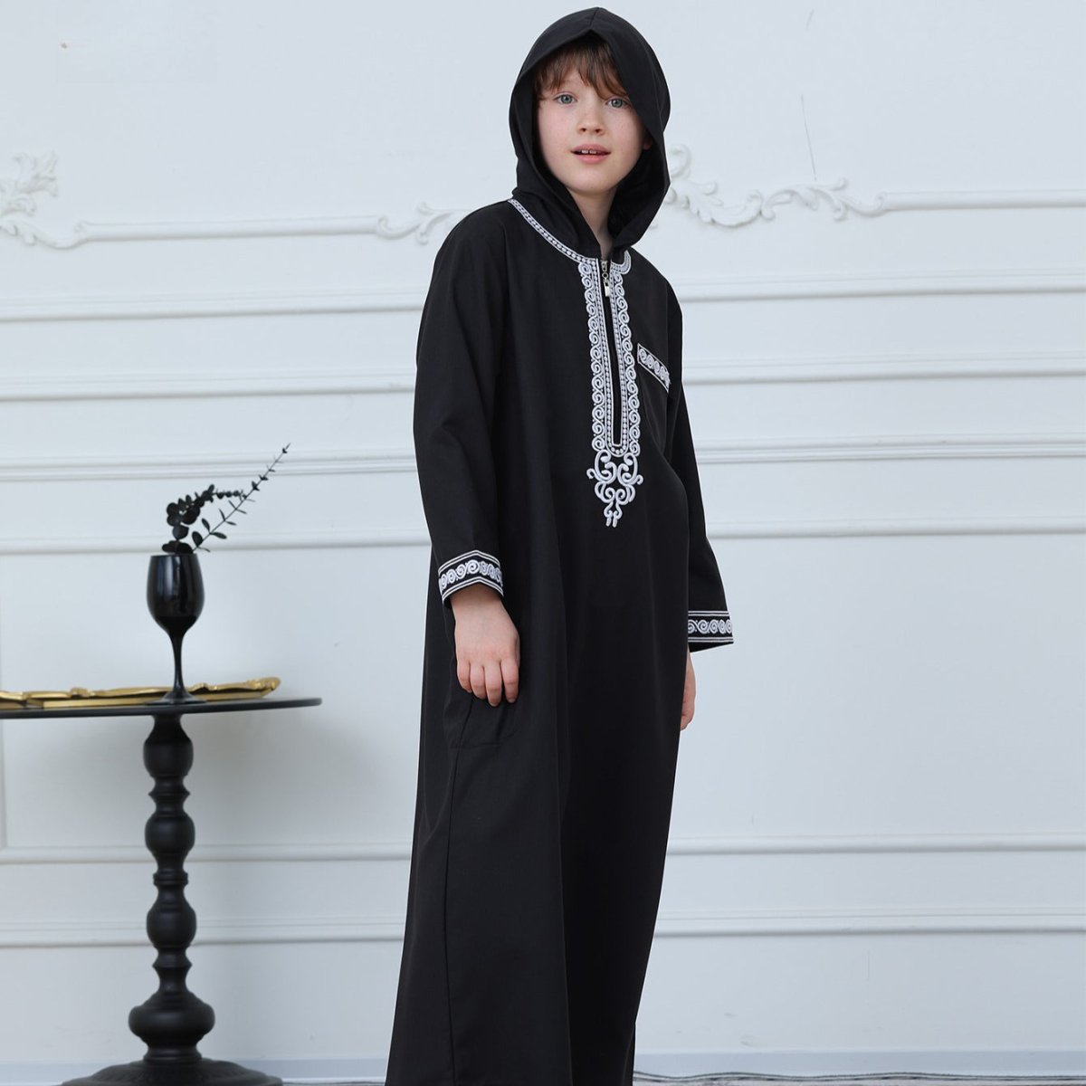 Boys Embroidered Hooded Thobe with Pockets(MKB010)