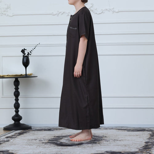Boys' Embroidered Thobe with Zipper & Pockets(MKB028)
