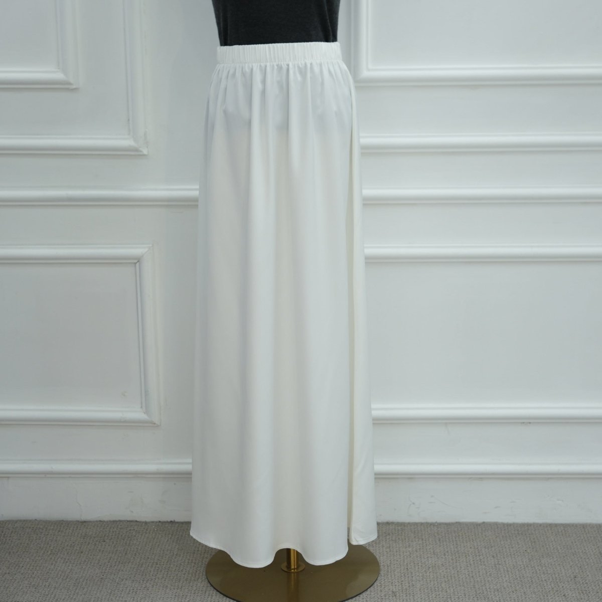 Lace Trim Contrast Panel Satin Top(MS408)