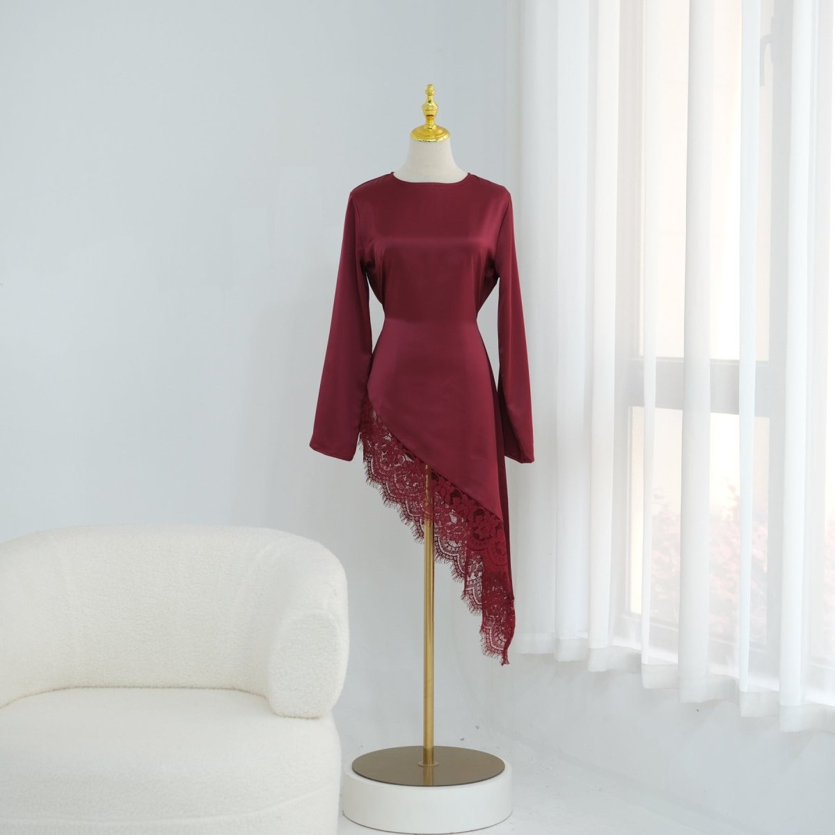 Lace Trim Contrast Panel Satin Top(MS408)