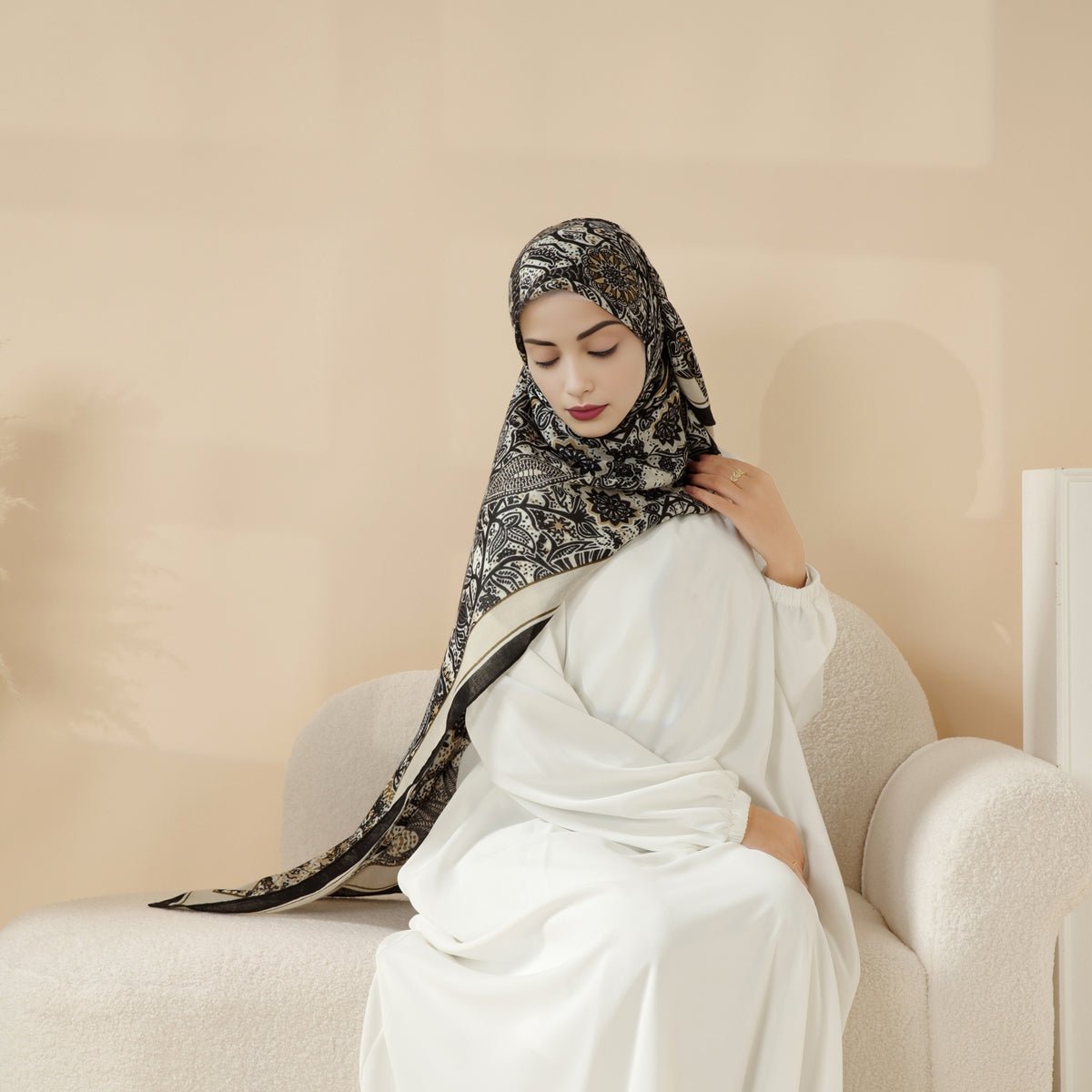 MH095 Printed Colorblock Geometric and Natural Floral Pattern Cotton and Linen Blend Shawl