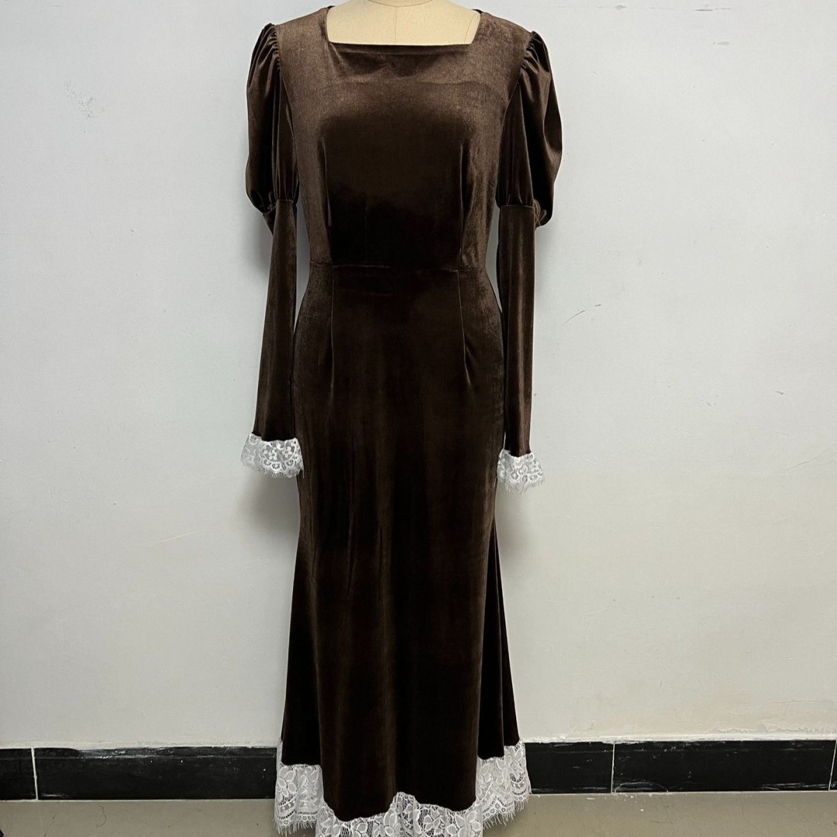 Velvet Gown with Lace Trim(MS238)
